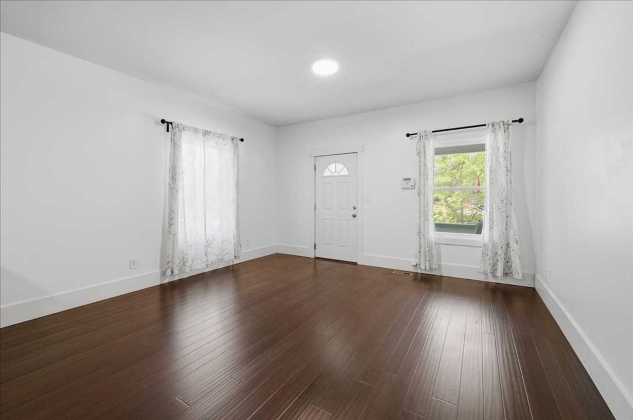 1613 Nowland Ave - Photo 4 of 18