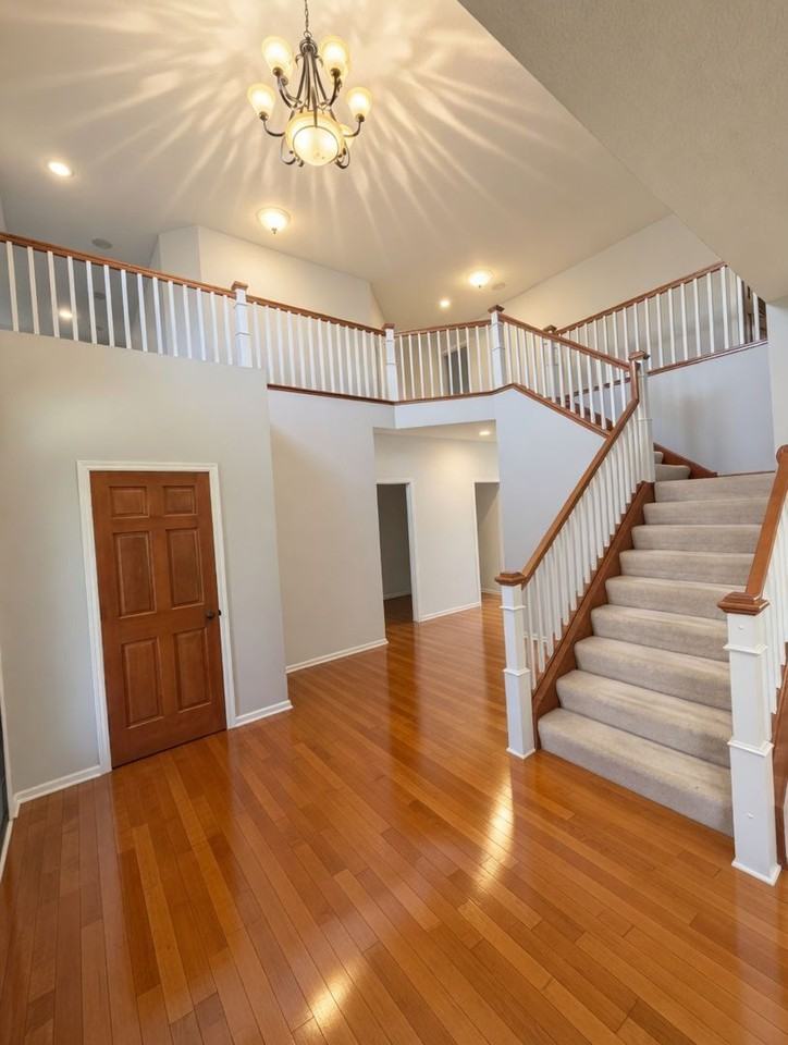 1443 Bethesda Cir - Photo 3 of 50