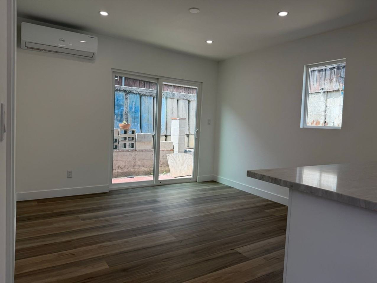 8016 Helm St - Photo 2 of 7