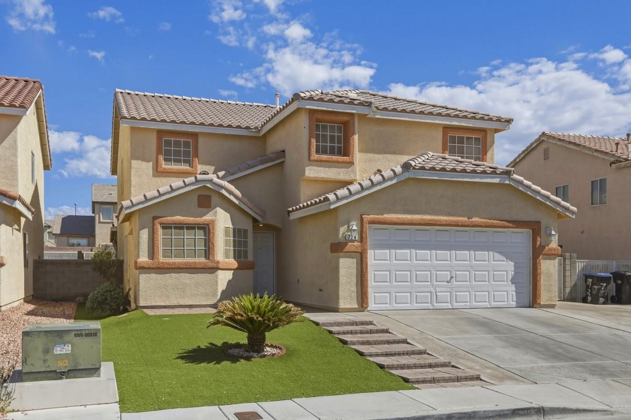 724 Picasso Picture Ct - Photo 3 of 40