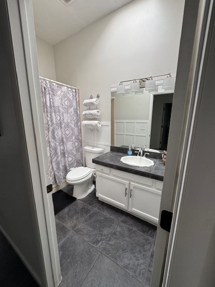 9281 N Jessy Ln - Photo 7 of 23