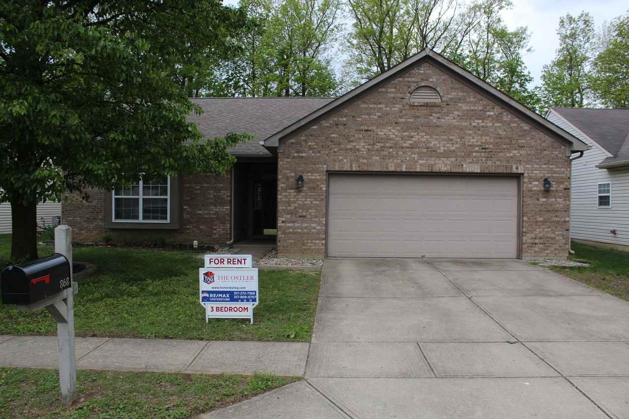 868 Flying Sun Dr - Photo 2 of 19