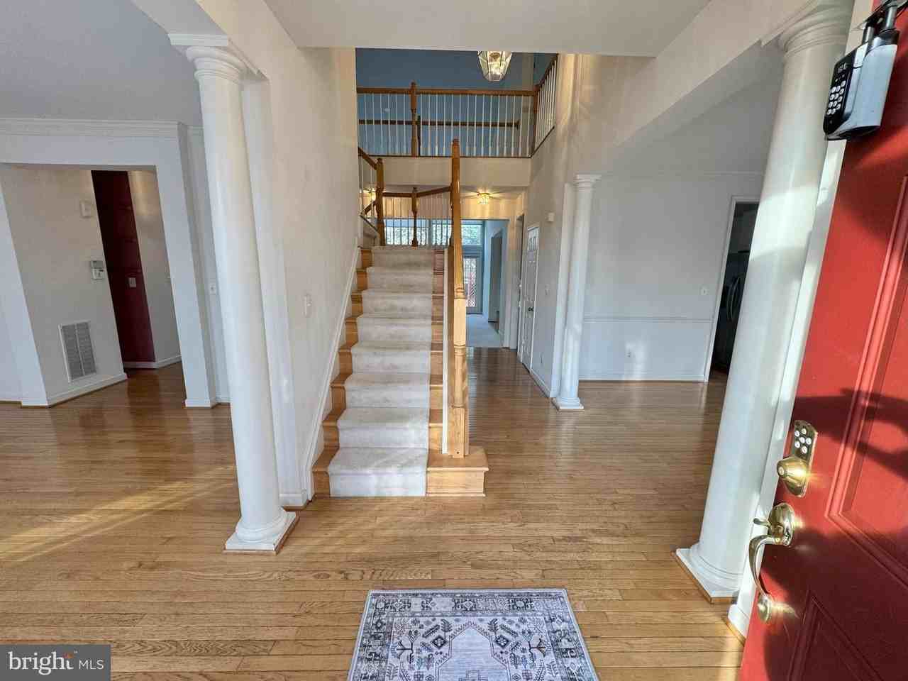 5901 Ewing Pl - Photo 2 of 45