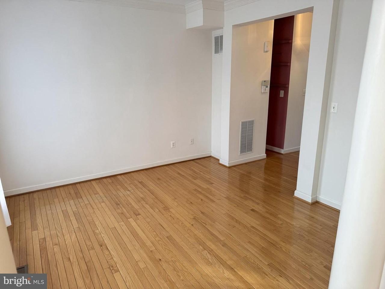 5901 Ewing Pl - Photo 5 of 45