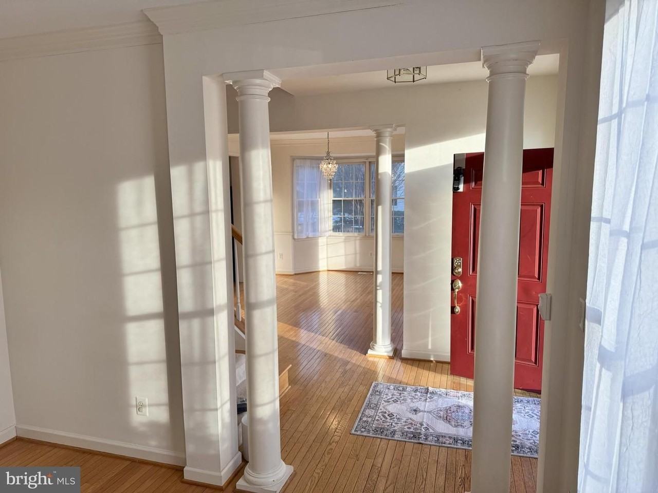 5901 Ewing Pl - Photo 7 of 45