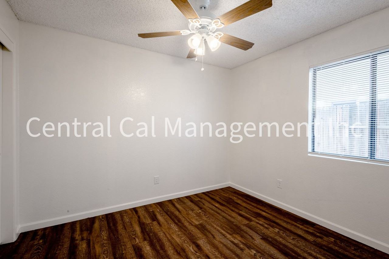 9904 Cimarron Trails Dr - Photo 7 of 17