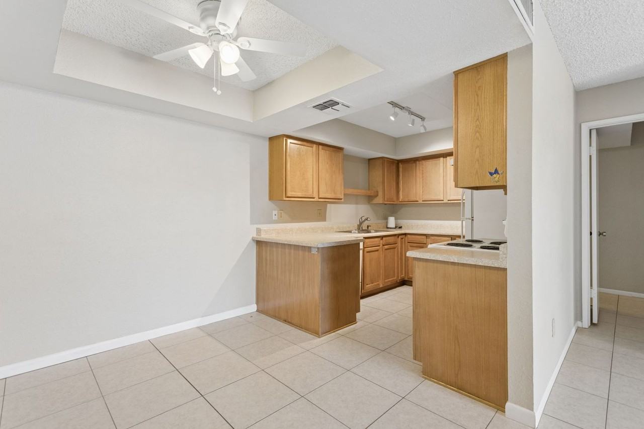 4444 E Paradise Village Pkwy N #129 - Photo 3 of 22