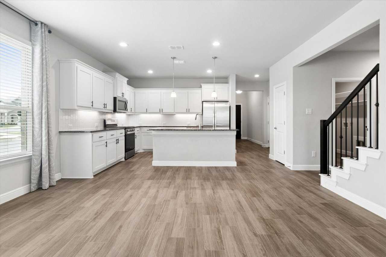 1713 Brindle St - Photo 5 of 36
