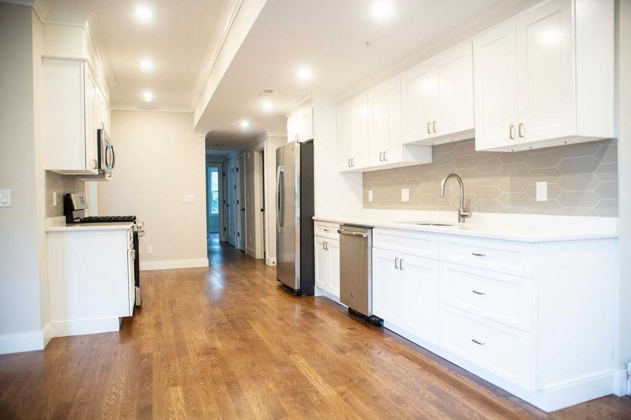 53 Quint Ave - Photo 5 of 14