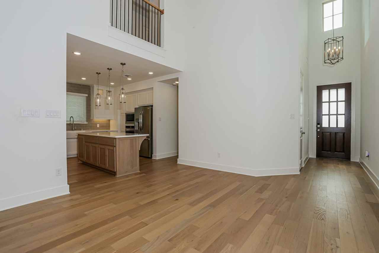2852 Holland Ct - Photo 6 of 40