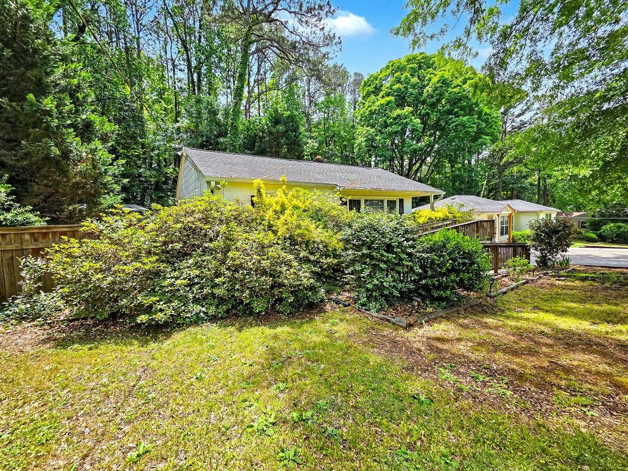 1804 Sumter St Nw - Photo 3 of 28