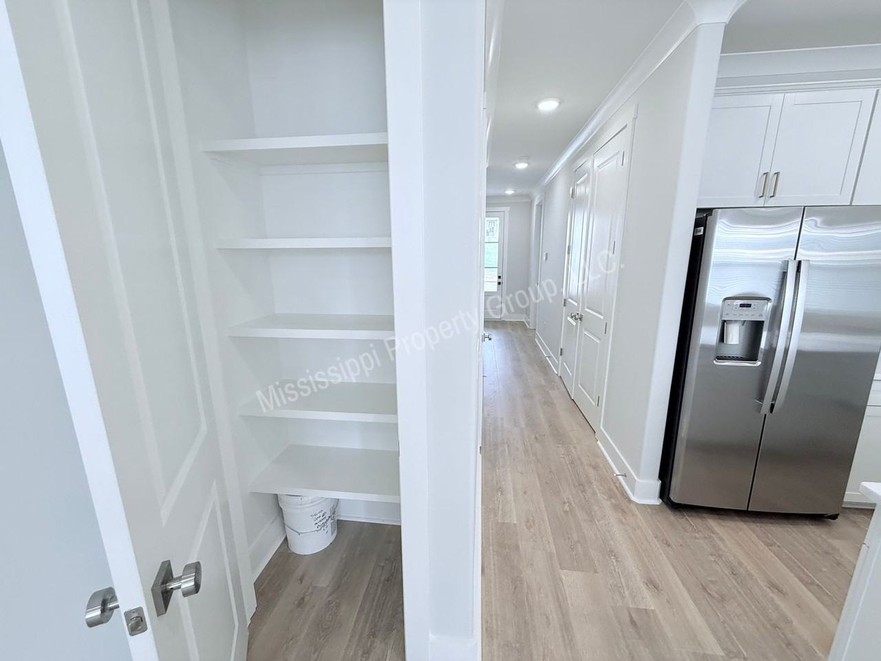 615 Miramar Ln - Photo 7 of 30