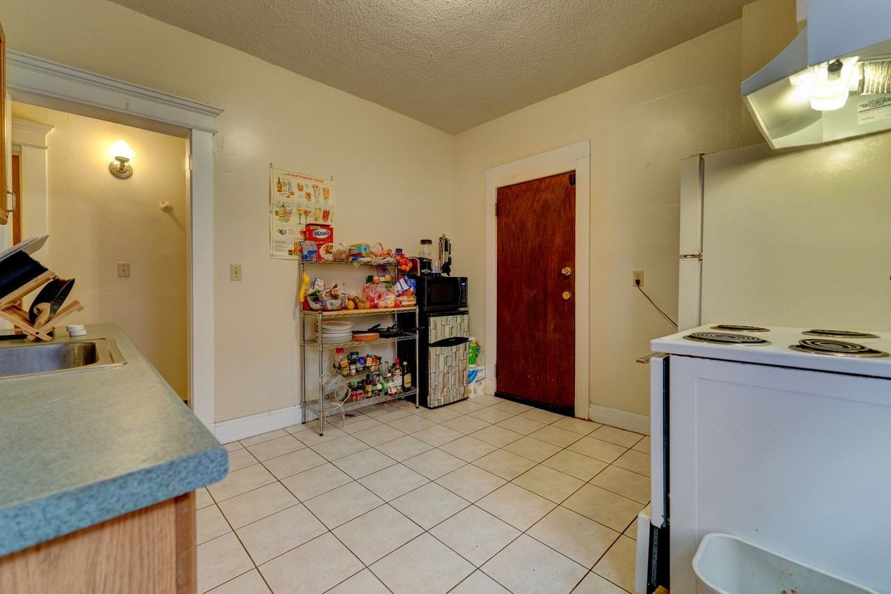 65 Lake Pl - Photo 5 of 15