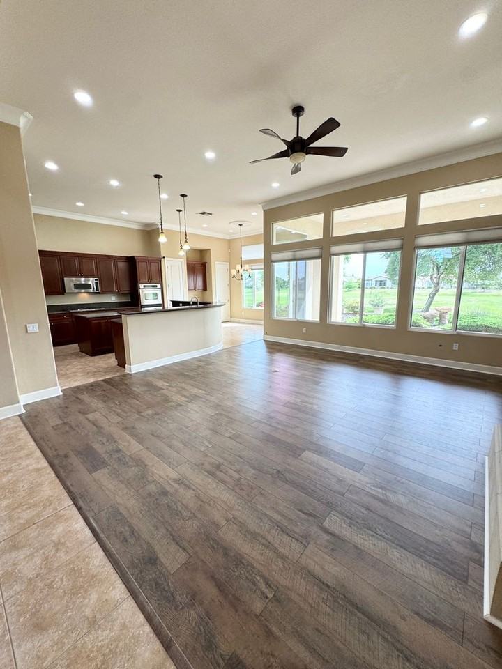 1053 Overland Ln - Photo 7 of 46