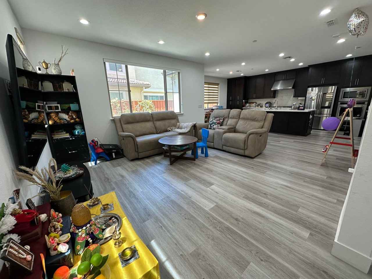 561 N Dolcetto Pl - Photo 5 of 25