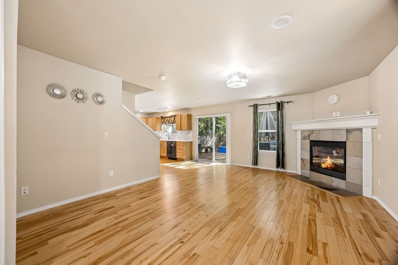 19123 14th Dr Se - Photo 2 of 25