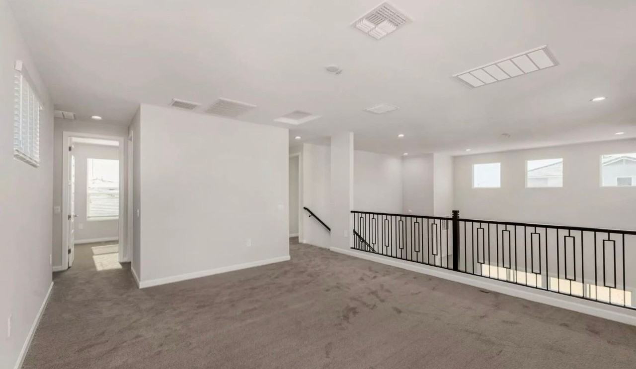 10250 W Adam Ave - Photo 3 of 14