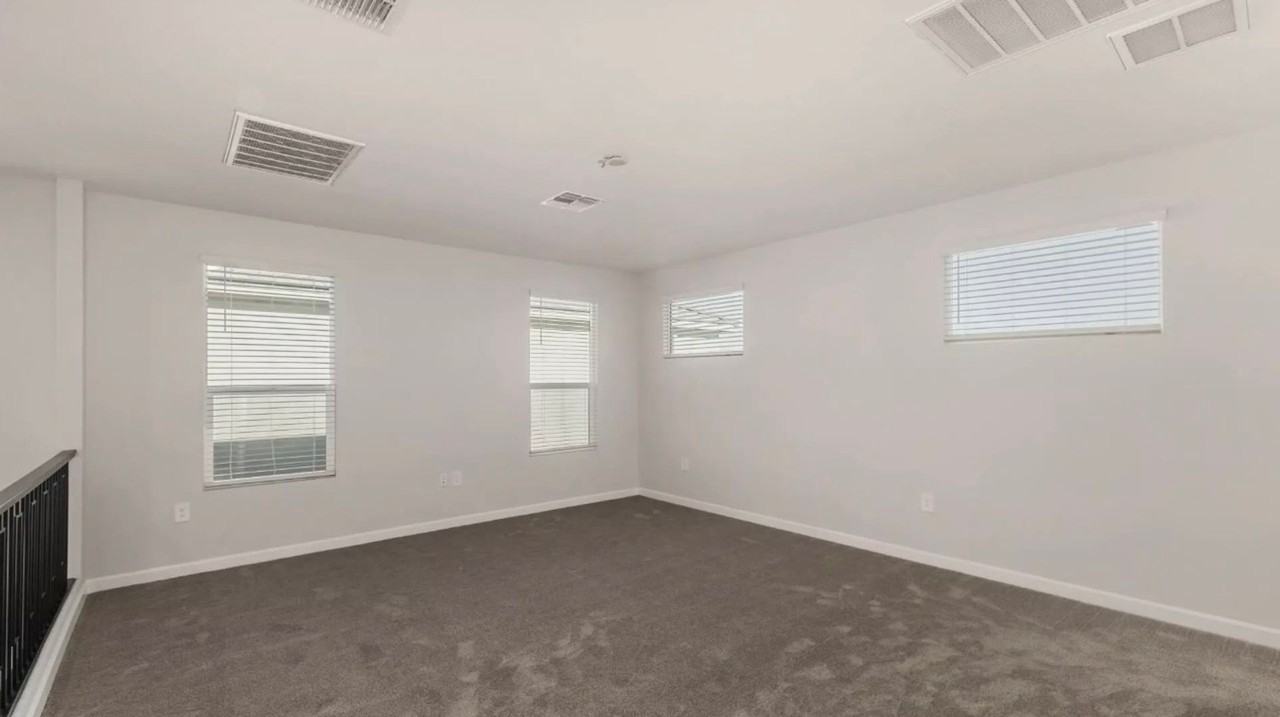 10250 W Adam Ave - Photo 4 of 14