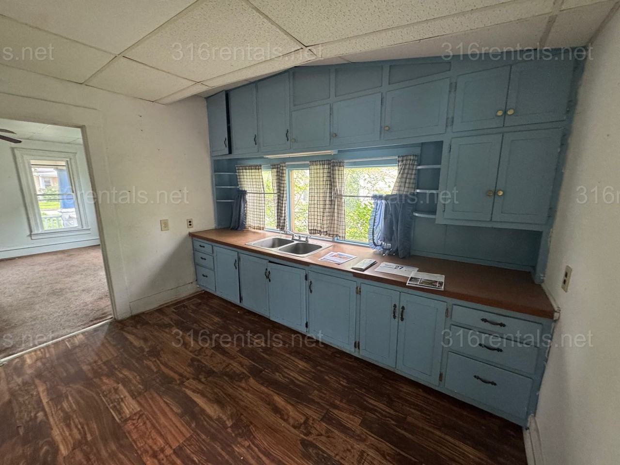 218 Allison St - Photo 2 of 7