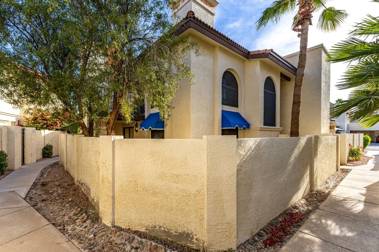 5002 E Siesta Dr - Photo 2 of 45