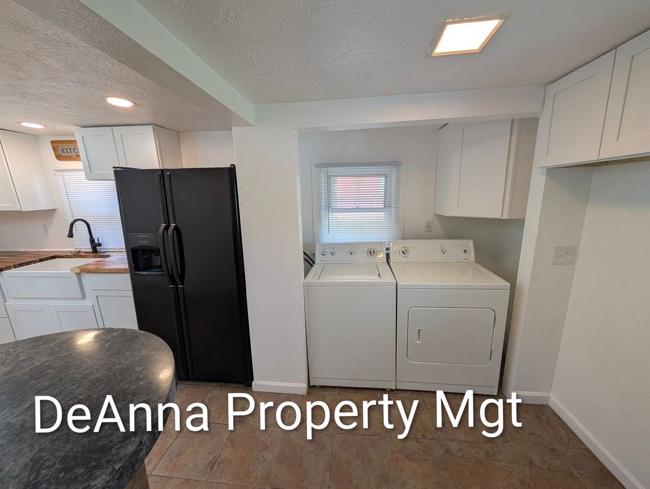 336 Columbus St - Photo 5 of 12