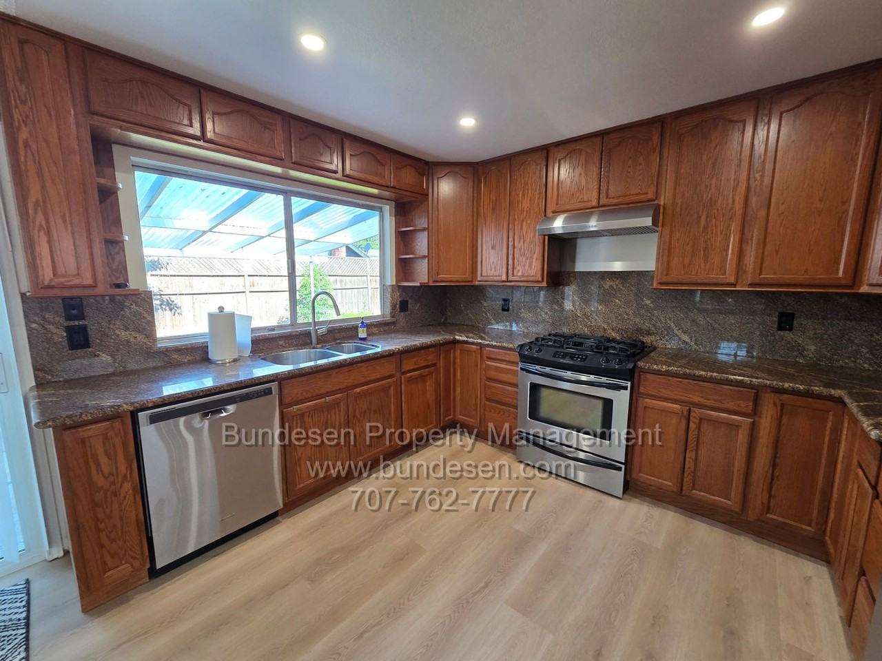 8545 Liman Way - Photo 4 of 17