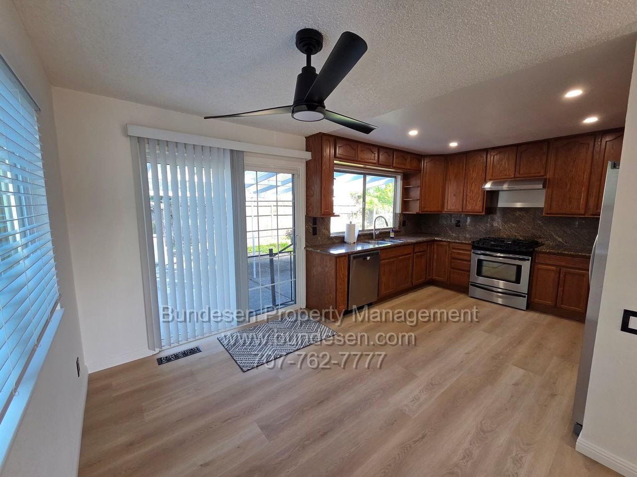 8545 Liman Way - Photo 7 of 17