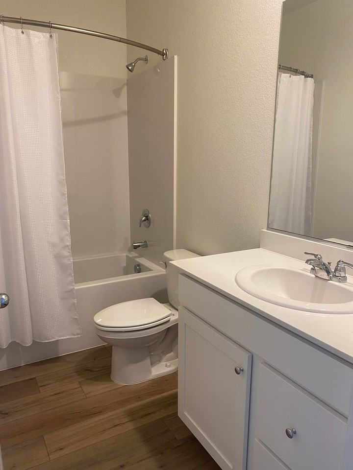 4408 Santa Fe St - Photo 7 of 20