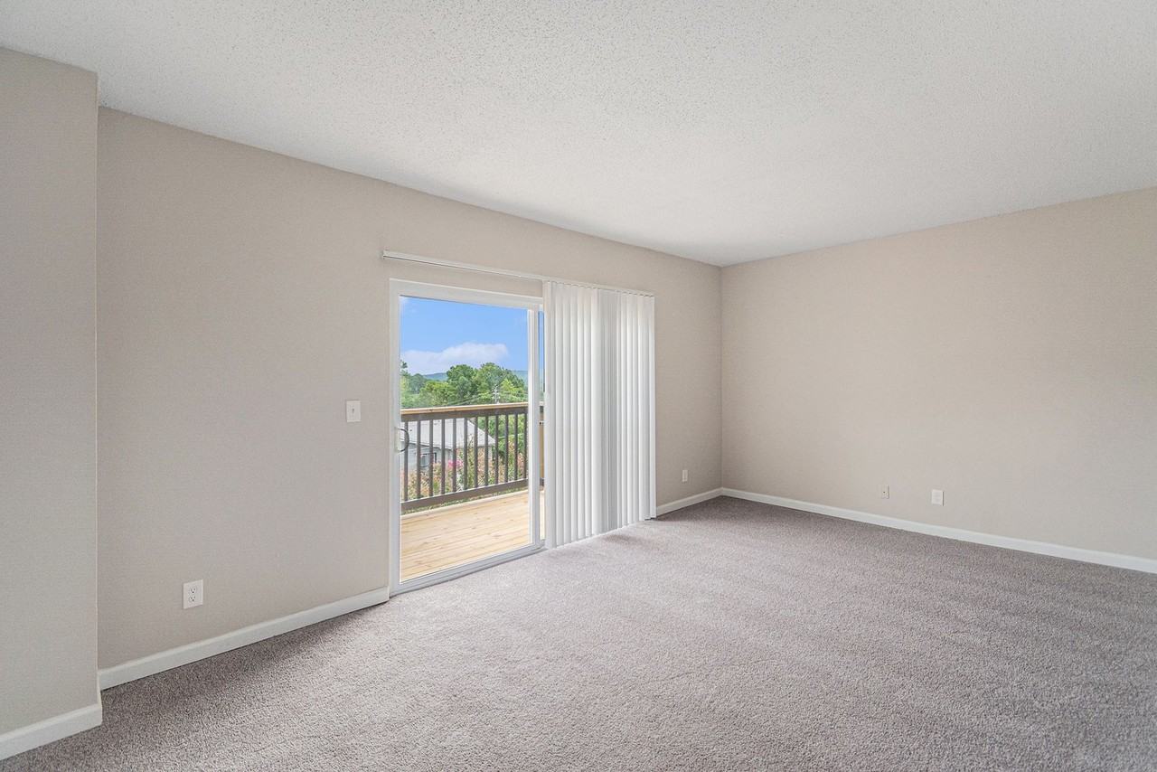 High Pointe - Photo 5 of 20