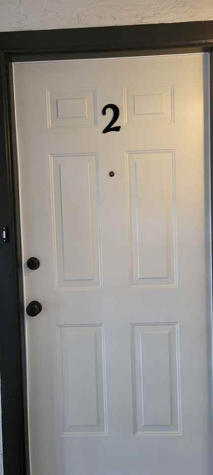 800 Laurelwood Dr - Photo 3 of 20