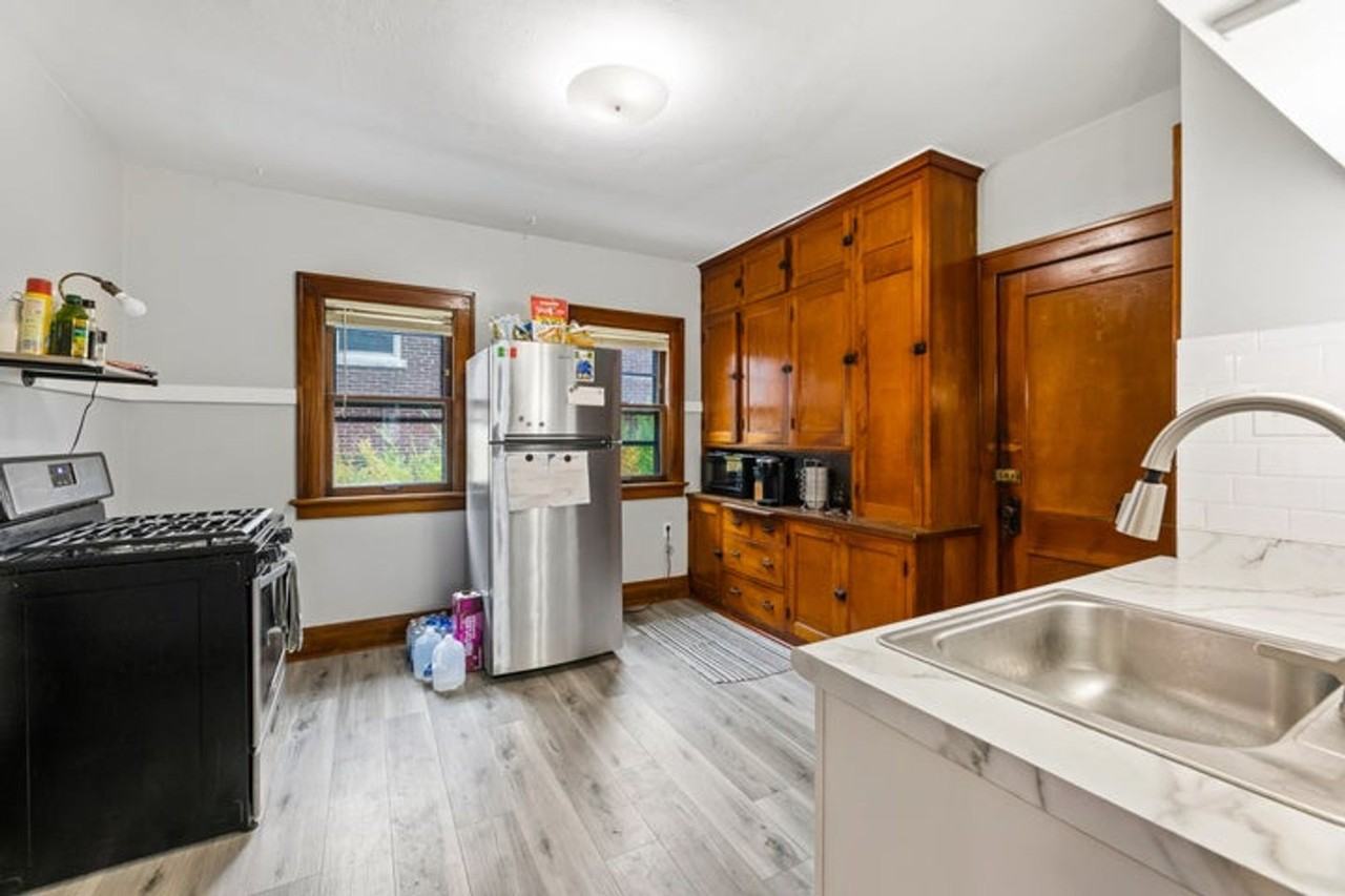 1609 N 57th St - Photo 3 of 12