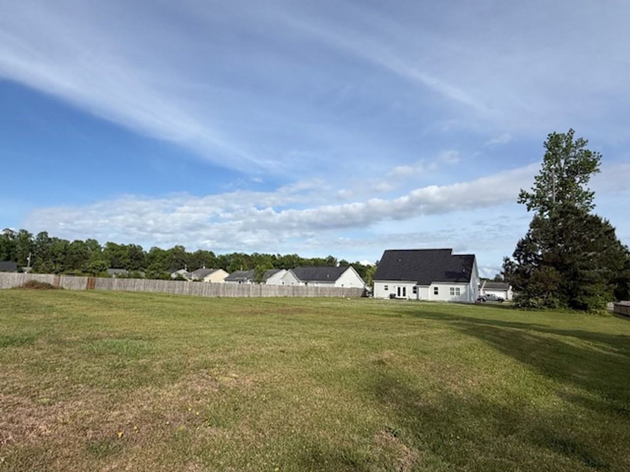 310 Murphy Dr - Photo 3 of 6