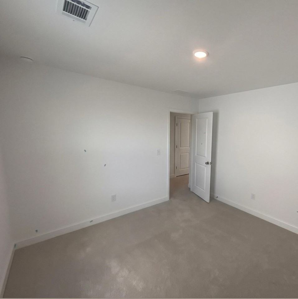 207 Ensemble Blvd - Photo 3 of 18