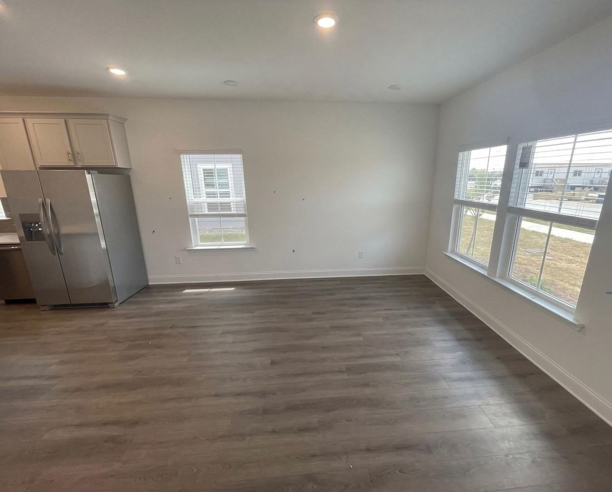 207 Ensemble Blvd - Photo 6 of 18