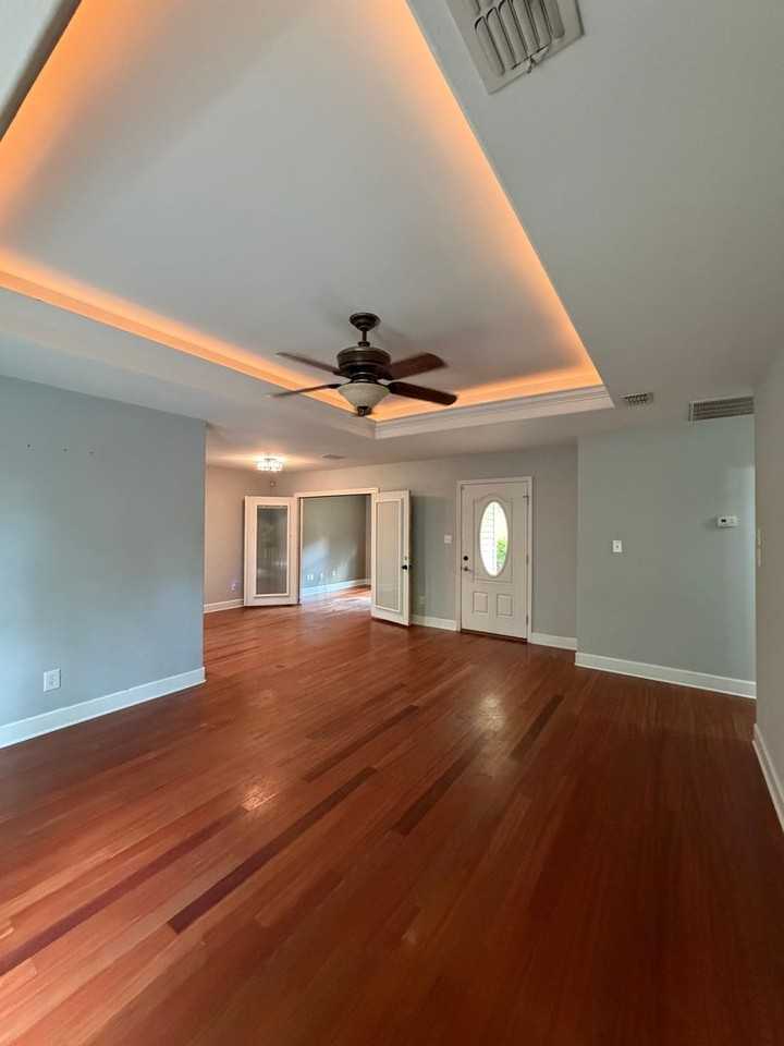 153 Louis John Ln - Photo 3 of 33