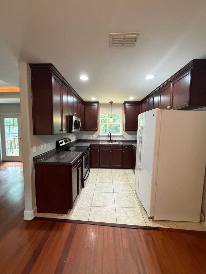 153 Louis John Ln - Photo 7 of 33