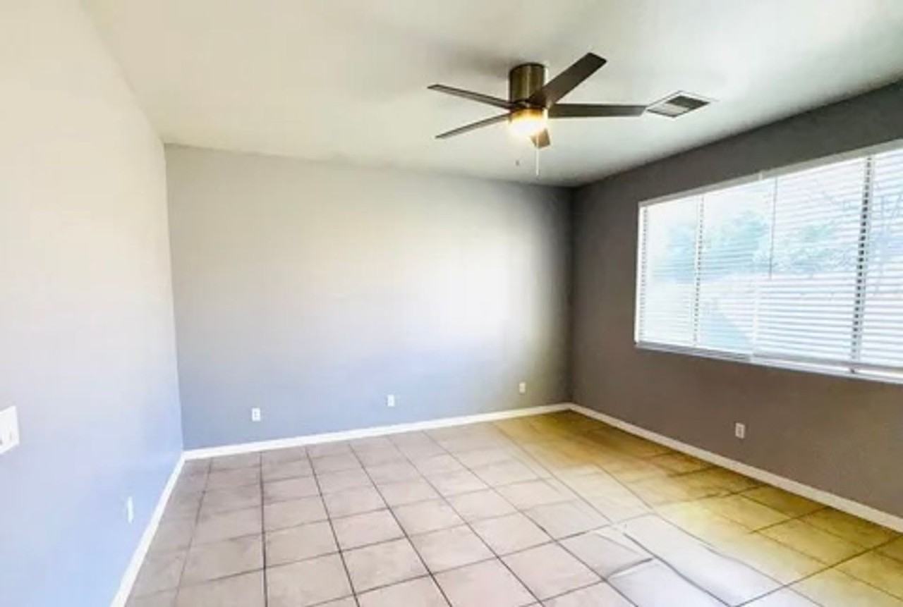 1070 S 16th Pl - Photo 7 of 18