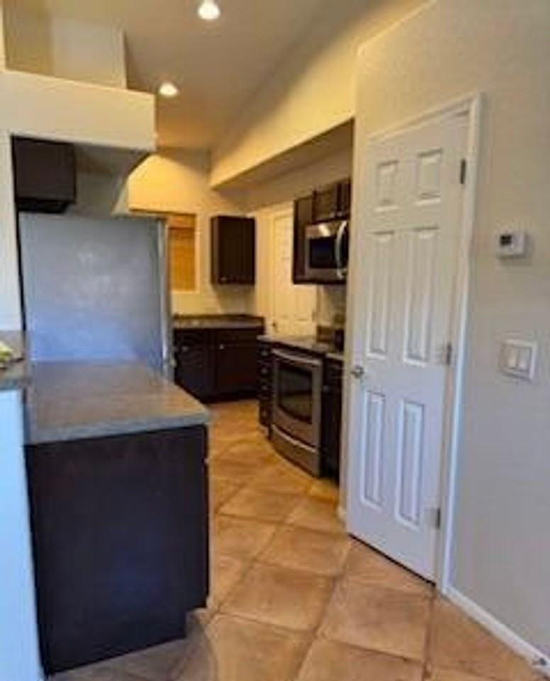 754 Skyview Ln - Photo 6 of 16