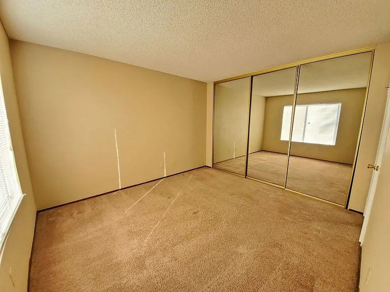 757 Sunningdale Dr - Photo 7 of 10