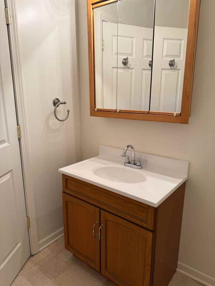 2114 S Spring St - Photo 6 of 11