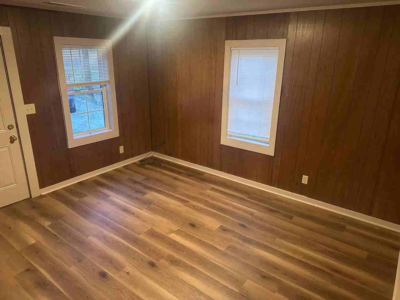 1320 Crutcher St - Photo 2 of 20