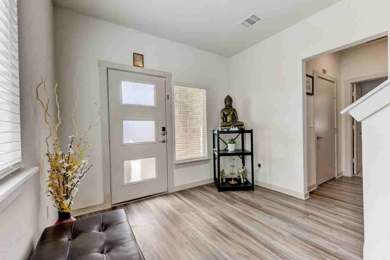 109 Cupreata Ln - Photo 7 of 50