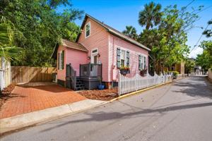 featured image of 46 Saint Francis St
