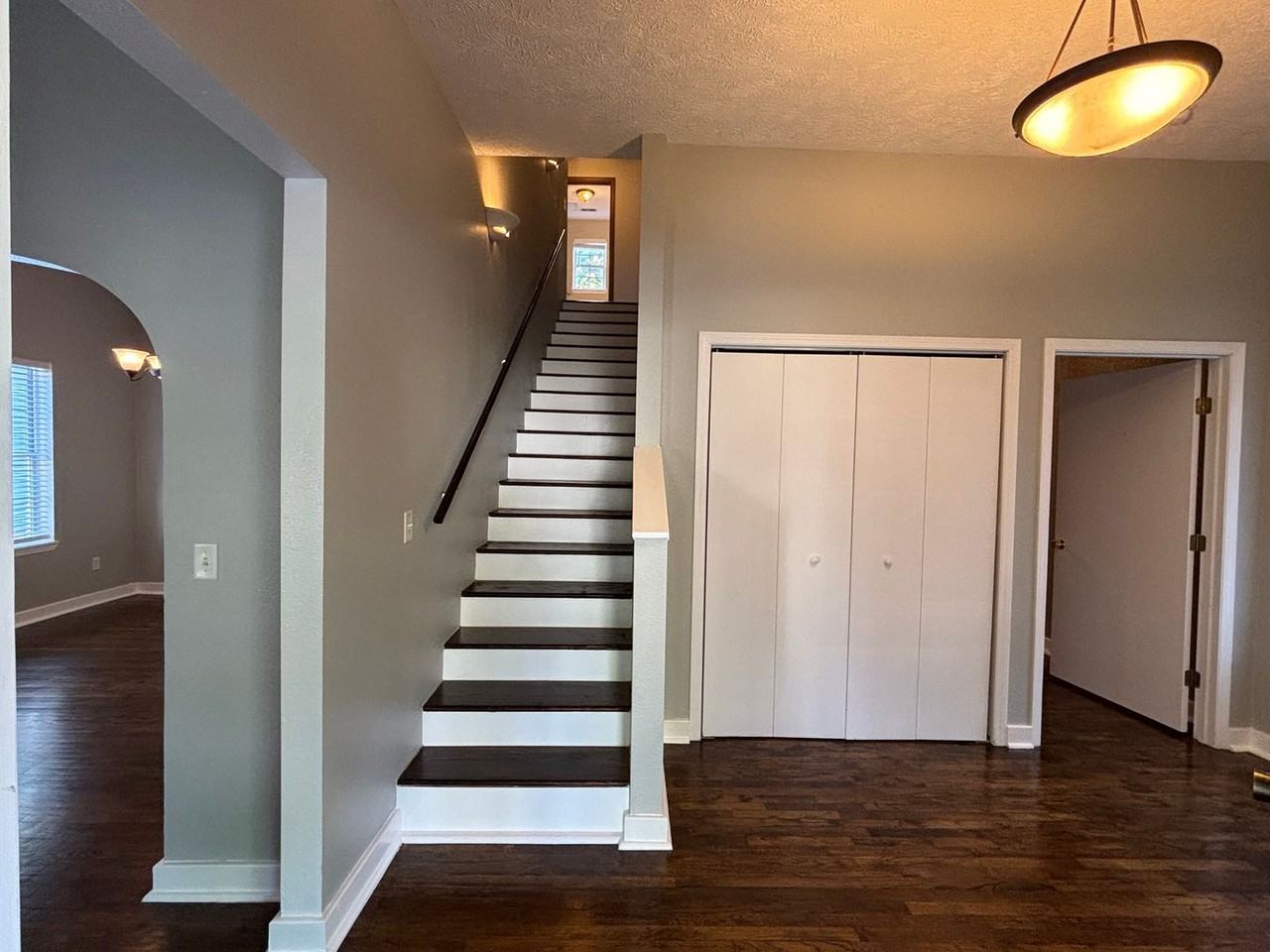 1442 N Texas Ave - Photo 3 of 26