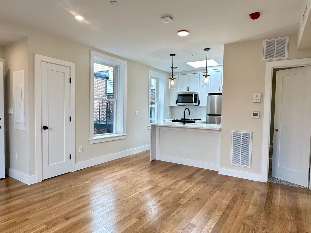 60 N Margin St - Photo 5 of 22