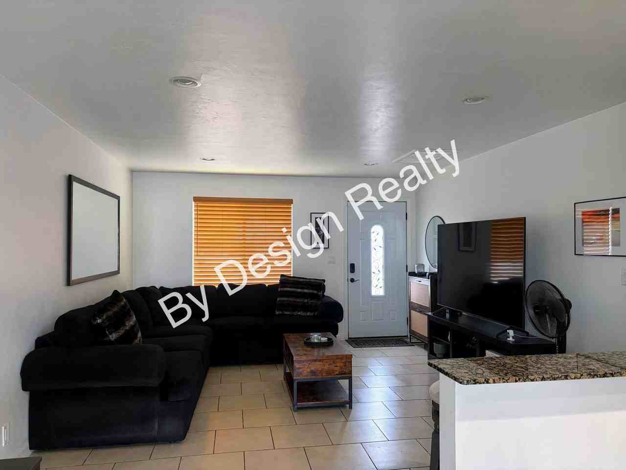 5840 E 36th St - Photo 2 of 19
