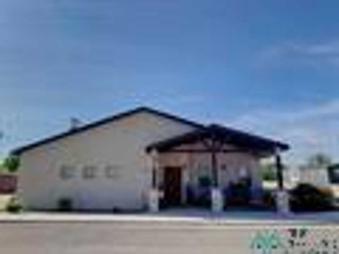 707 Santa Fe Trl W - Photo 2 of 27