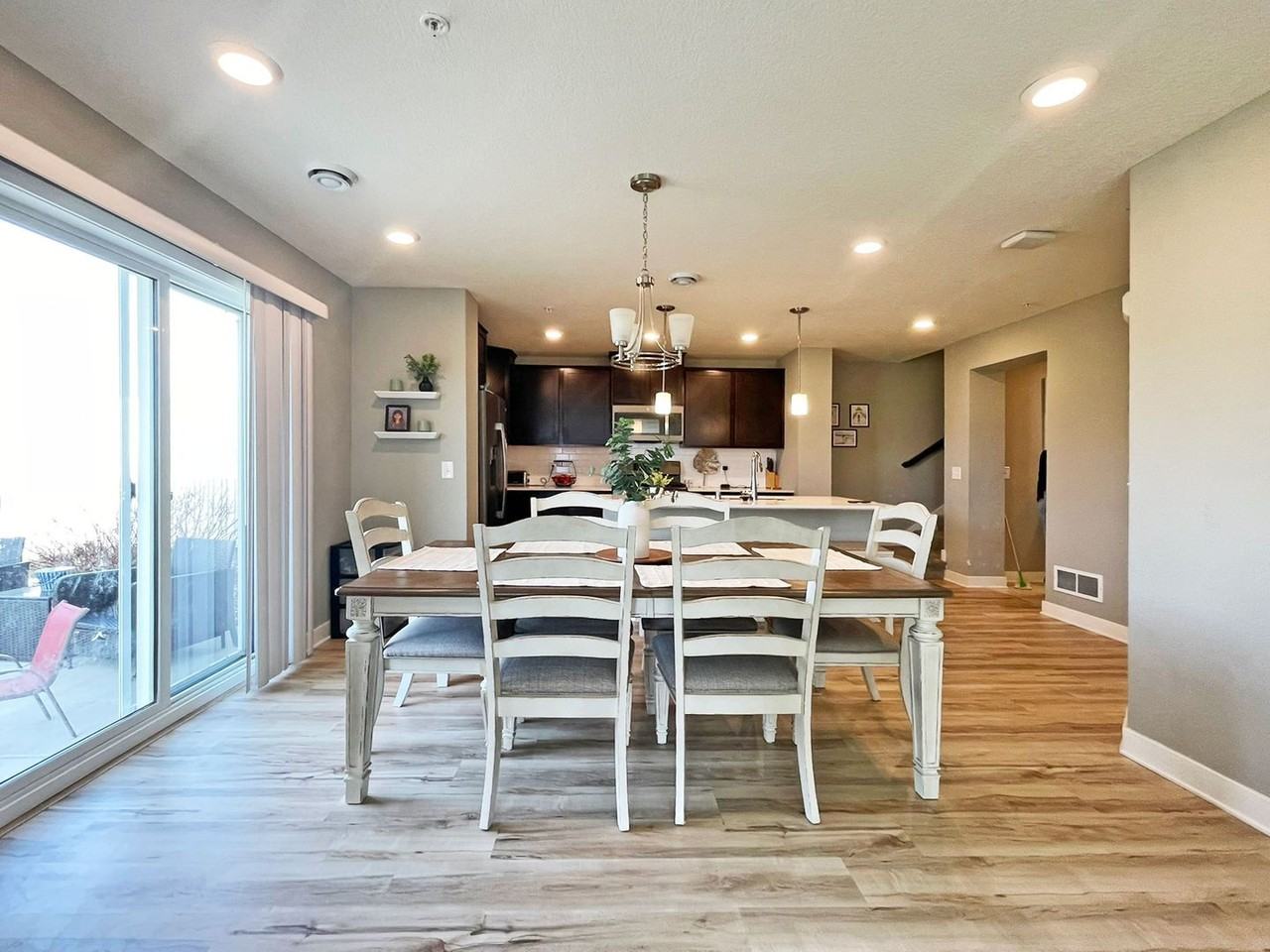 6113 Idler Cir S - Photo 6 of 29