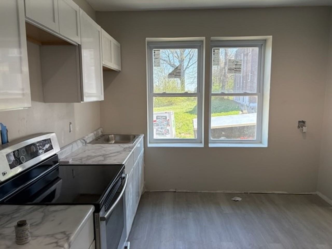 5200 Von Phul St - Photo 4 of 16
