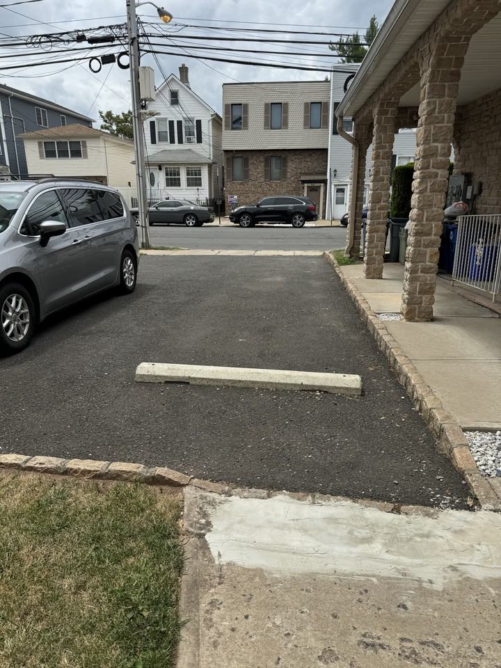 332 Niles St #1 - Photo 3 of 17